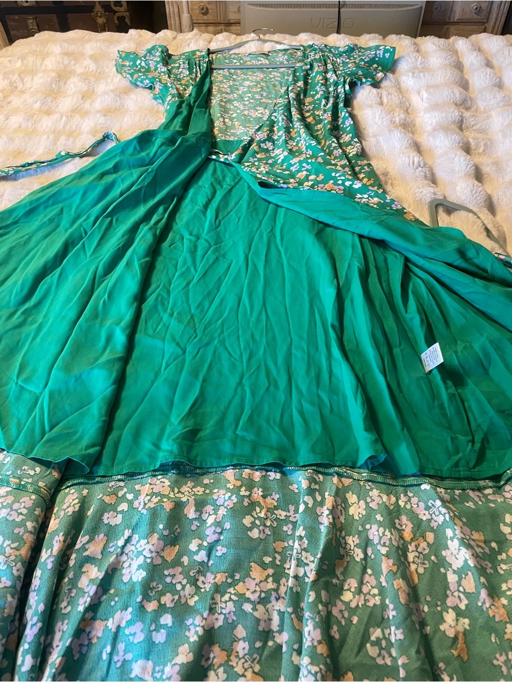 Audrey 3+1 Green Floral Wrap Maxi Dress - Picture 10 of 16